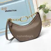 2024 Designer Sac Femme Vallentinos Sacs Vlogoo Metal Purse Saddle Cow Hide Fashion Fashion Slimage Shownder Crossbody Fomps Small Handbag Chain Femmes