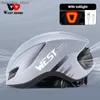 Cycling Caps Maskers West Biking Biking Bicycle Helm Cycling Led Light Oplaadbare fietshelm Mountain Road Bike Pneumatische helm Sport Safe Hat L48