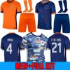 24 25 Paesi Bassi Memphis European Holland Club Soccer Jersey 2024 Euro Cup 2025 Shirt da calcio della squadra nazionale olandese Kit per bambini Kit completo messo a casa via Memphis Xavi Gakpo