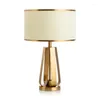 Lampes de table Saman moderne conception de luxe de lit de chevet Golden Desk Lights Home E27 DÉCORATIVE POUR LE SOII DE LA SOI