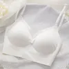 Soutien-gorge respirant des femmes haut de gamme avec poitrine de poitrine Us-shape back back sexy mince sangles sportives gymnase sans dos yoga