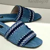 Designer Sandalo per scivolo femminile con SCRLP Sandali in denim azzurro Slide ricamato Slide ricamato Slide piatto sandalo sandali di lusso sandali da viaggio