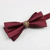 Bow Ties 6 12 cm högkvalitativt vin solid dubbelskikt bowtie av tong borr man brudgummen brudgummen bröllopsläckar accessoarer gåvor