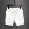 Koreanisch gewaschene Luxusmenschen schlanker Jeans Designer Denim Short Hosen für Sommer Freund Stretch gerade weiße Frachtwatte Shorts 240410