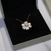 Collier de créateur de marque Vancelfe Luxury Collier SEIKO Edition Clover Petal Collier Christmas White Fritillaria Pendant