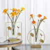 Vases Dining Table Whited Iron Vase Creative Ins Advanced Sense Home Decoration Salon Room Bureau Fleur Fleur Arrangement Ornements