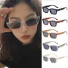 Lunettes de soleil Small Rectangle Lunettes de soleil Femmes OVAL Vintage Brand Designer Square Sun Sun pour femmes Shades Eyewear Anti-Glare UV400 Y240416