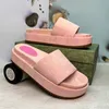 Designer Sandals Luxury Shoes New style Slippers Slide Macaron thick bottom non-slip soft bottom fashion house slipper women wear beach flip-flops