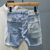 Slim Straight Jeans Shorts Men personnalité multi-poche mélangée Couleur Coux Patch Ripped Hole Denim Shorts Male Streetwear 240417