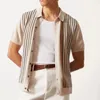 Herren Polos Männer Luxus -Strick -Polo -Hemd Kurzärmel Casual Streetwear Button Down Stripe Spleißen Farbe Kontrast losen Tops Sommerkleidung