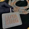 Mens Bling bijoux personnalisé Gold plaqué CZ Bling Iced Out Custom Name Letters Pendant Collier pour hommes Gémières Hip Hop Femmes avec une chaîne de corde de 3 mm 24 pouces