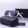 Designer Luxury People Avvisar PATH OBSURE Solglasögon för kvinnor och män Bevisstil Anti-ultraviolet Retro Plate Square Full Frame-glasögon med Box Bayberry