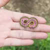 Donutas dulces Pins de esmalte lindos juegos de películas de anime