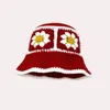 2023 Осеннее вязание крючком корейская ручная ручная шляпа Женщины Женщины, вязаные вязаные модные цветы Y2K Winter Beanies Basin Basin 240403