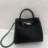 F Andiamo Venetta Lady Bag Designer Tote Bags Handbag Botteegas Leather Woven Woven Tote Metal Grid大容量シングルショルダークロスボディYZ4G