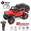 Diecast Model Cars WlToYs 2428 1 24 Mini RC Car 2.4G z LED LED LED 4WD Off-Road Electric Tracked Childrens Zdalne sterowane zabawki ciężarówki J240417