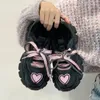 Sapatos casuais mulheres tênis de lakers up plataforma andando confortável design de coração mole de coração vulcanizado sapato esportivo para feminino