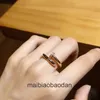 Anillos de joyería de diseñador de alta gama para carter de mujer y anillo de uñas exquisito sofisticado para mujeres simples y colocadas con un anillo de apertura de piedra de circón punk ajustable