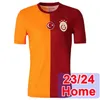 23 24 Maglie da calcio di Galatasaray Mens Michael Seri Falcao Belhanda Luyindama Mostaga Diagne Lemina Feghouli a casa 3a camicie da calcio