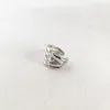 Senaste lyxiga fingerring eleganta guldpläterade zirkonring för damer vid speciell tillfälle europeisk stil öppen ring med diamant inlagd gör din finger shinny