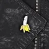 Banana Broche Pin Planta de frutas Penis de pênis de pau Órgodo emblema Meme mal maligno adulto adulto jóias de desenhos animados mulheres amigas por atacado