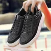 Fitnessschuhe Frauen Gold Sneaker Shining Fashion Trainer Männer Paar lässige Schnüre-up Tenis Feminino Crystal Womens