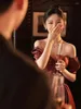 Parti Elbiseleri Burgundy Kapalı Omuz Kokteyl Straplez Yay Aplike Gelin Tostu Bir Çizgi Zarif Düğün Lüks Boncuklu Prom Elbiseleri
