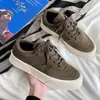 Casual schoenen lente 2024 mannen platform sneakers mode ronde teen veter mannelijke sport flat Koreaanse student gevulkaniseerd