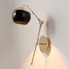 Vägglampa modern hemkonst svart glas boll matsal guld metall kropp balkong ljus café ljus zm11112