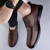 Buty swobodne niskie top Wygodne skórzane buty kostki płaskie biuro dla mężczyzn Klasyczna praca biznesowa