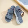 Slippers 2024 Summer Women Women 2,5cm Plataforma 4cm Casas altas sandálias Lady Lady Casual Leve Solid Color Fashion Slip em slides de praia