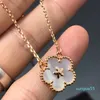 18K Rose Gol Luxury Sweet Plum Blossom Flower Designer Colliers Mother of Pearl Charm Choker Collier Boucles d'oreilles Bracelets Bijoux Cadeau