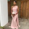 African Plus Size Pink Bridesmaid Dresses with Train One Shoulder Ruched Pleats Maid of Honor Chiffon Beaded Sashes Wedding Guest Gown vestidos Custom Made