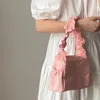 Sac décontracté couleur pure nylon plissé de sac à main femmes 2024 printemps épaule simple sous-armoise BPGT
