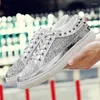 Fitnessschuhe Frauen Gold Sneaker Shining Fashion Trainer Männer Paar lässige Schnüre-up Tenis Feminino Crystal Womens