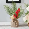 Dekorativa blommor konstgjorda tallnålgrenar Fake Plant Green Leaves Christmas Tree Spig Garland Wreath Wedding Home Decor DIY