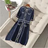 Trendy 2024 Early Autumn New Designer Dress, socialitische temperament gebreide lange mouwen kleine geurige stijl korte mouwen jurk met korte mouwen