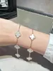 Bracelet Femmes Vansailormoon Cleef Top Quality 925 Silver Bracelet Four Clover Charm Bracelet Bracelet pour femmes bijoux en gros homme de bijoux créateurs