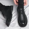 Chaussures décontractées Men d'extérieur Soumed Oxford Fausses de robe de mariée portable