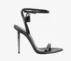 New Designers Sandálias Padlock Sandal Heels Torthle Strap Metal Healled Summer Walk High Women Women Tom Ford Shoes Sapatos Casamento Pump Pump Open Poeted Toe Box EU35-44