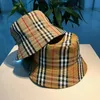 Vintage designer hattar män kvinnor sommar utomhus rese strand sunhats bred grim sunhat solskydd hink