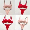 Женская мода Plus Bra Bra Panty 2 Piece Sexy Up Sexy The Loonge Works Set Leting Lingerie Y231222 Y31