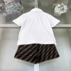 Luxe kinderontwerperkleding Babypakken maat 100-160 cm Polo shirt met korte mouwen en volledige afdruk van letter logo shorts 24April