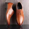 Chaussures décontractées Business Luxury Oxford Pu Leather Men Breatchable Robe formelle Robe formelle