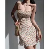 Vestidos informales El vestido floral de la niña Slim-Fit Slim Lookming Kist Wrap