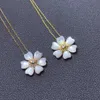 Designer Brand Van New Flower White Fritillaria Necklace Red Blue Turquoise Diamond Set with Item Jewelry