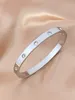 Design romantique de haute qualité hommes et femmes pour bracelet en ligne mode mode polyvalent diamant complet avec joli bracelet