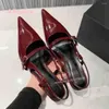 Sandálias Bombas de Slingback Glor Glosdback Red Ponto de Couro de Couro Patente Sapas de Salto de Kitten Sapatos de Partido Elegante Feminino Sexy Sexy