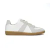 2024 Sneakers maisons all'aria aperta delle scarpe nere con corsetto piatto vintage trainer di design di lusso uomo casual scarpe gai