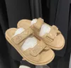 Designer de alta qualidade feminino sandálias de tira larga aberta de pé de verão de verão praia casual fêmea slide em sapatos planos tamanho 35-40